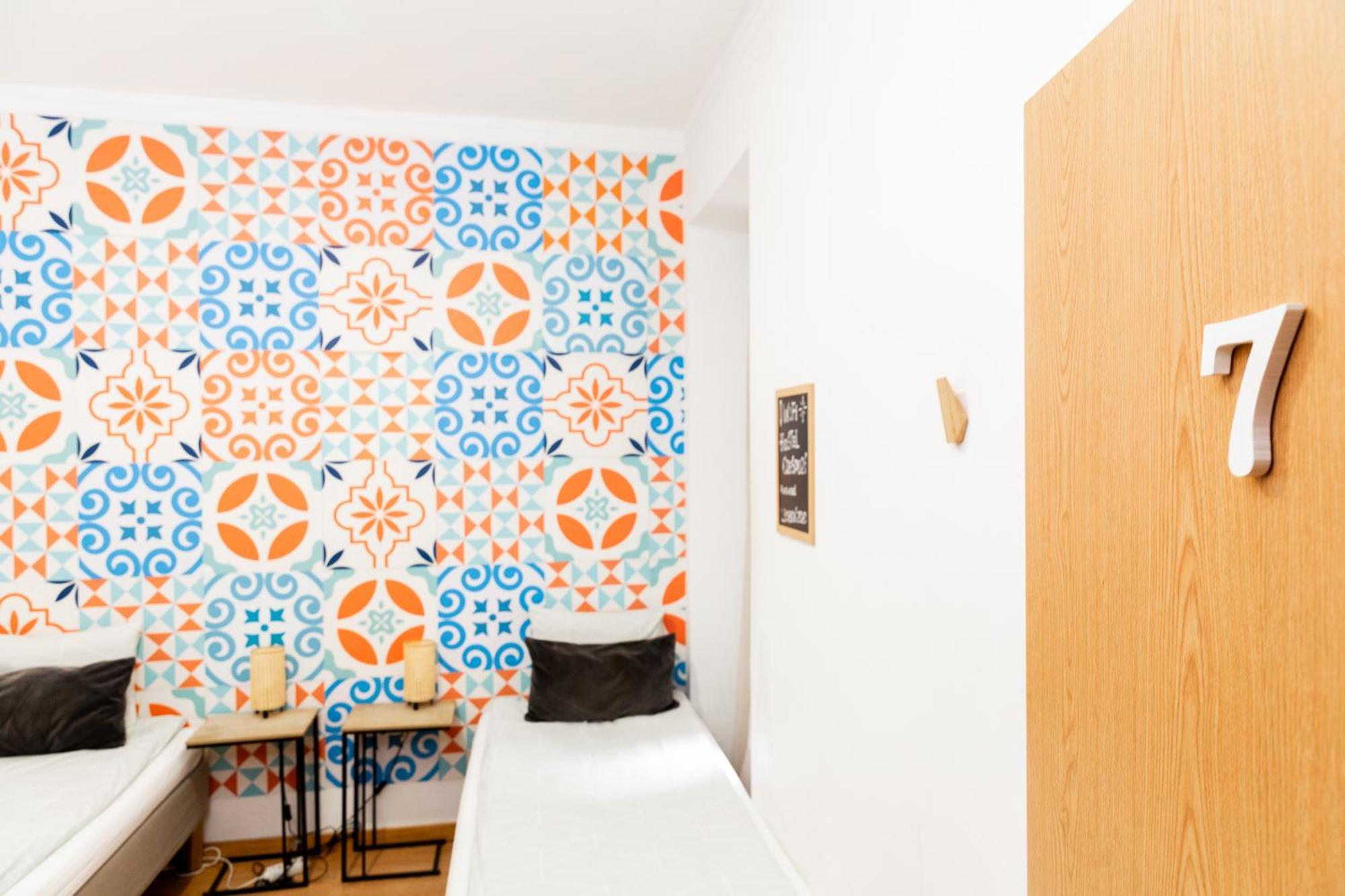 Hostel Crespo ลิสบอน ภายนอก รูปภาพ