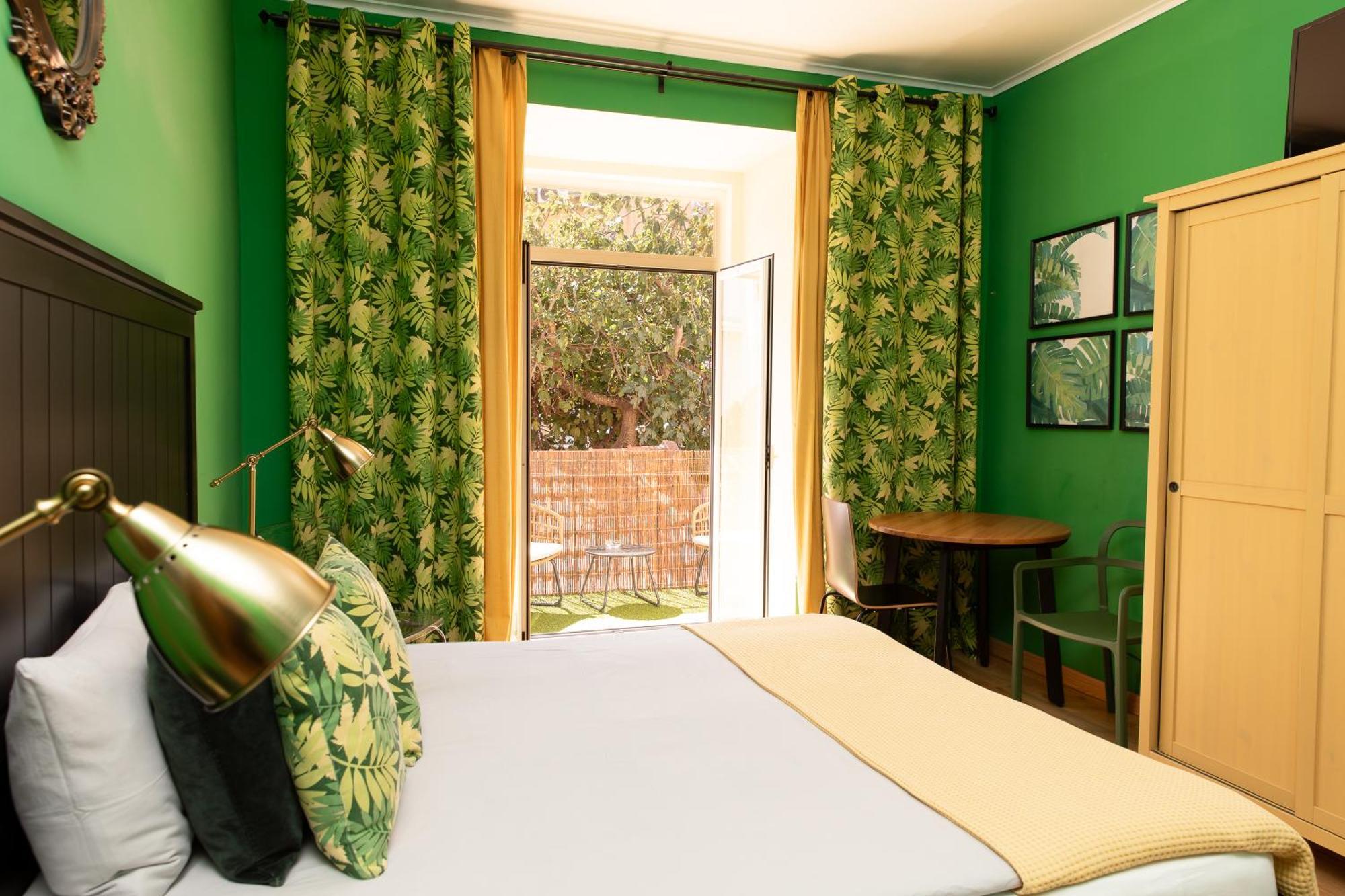 Hostel Crespo ลิสบอน ภายนอก รูปภาพ