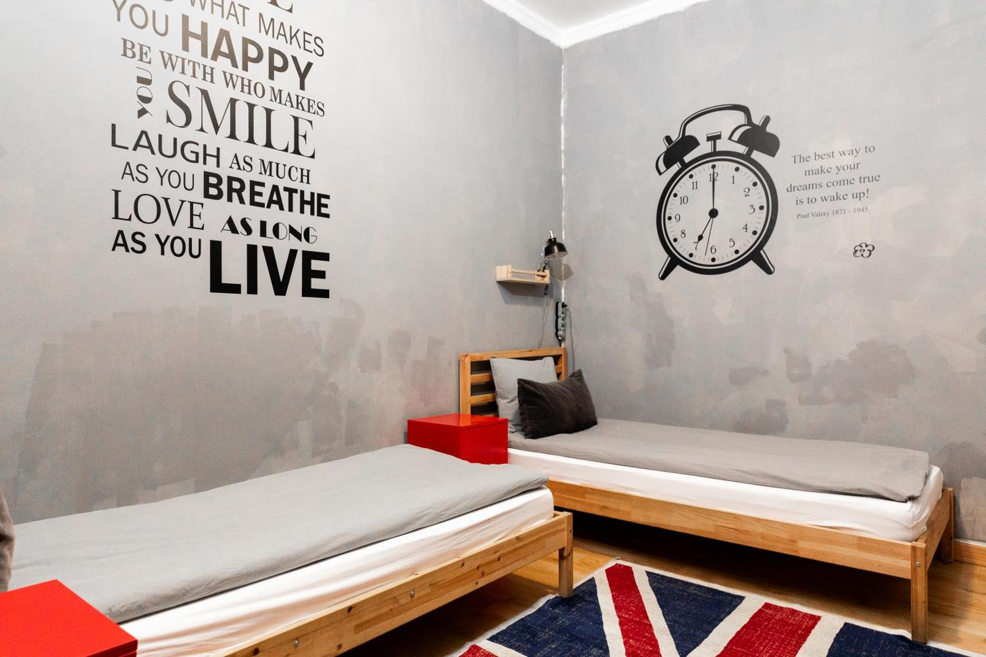 Hostel Crespo ลิสบอน ภายนอก รูปภาพ