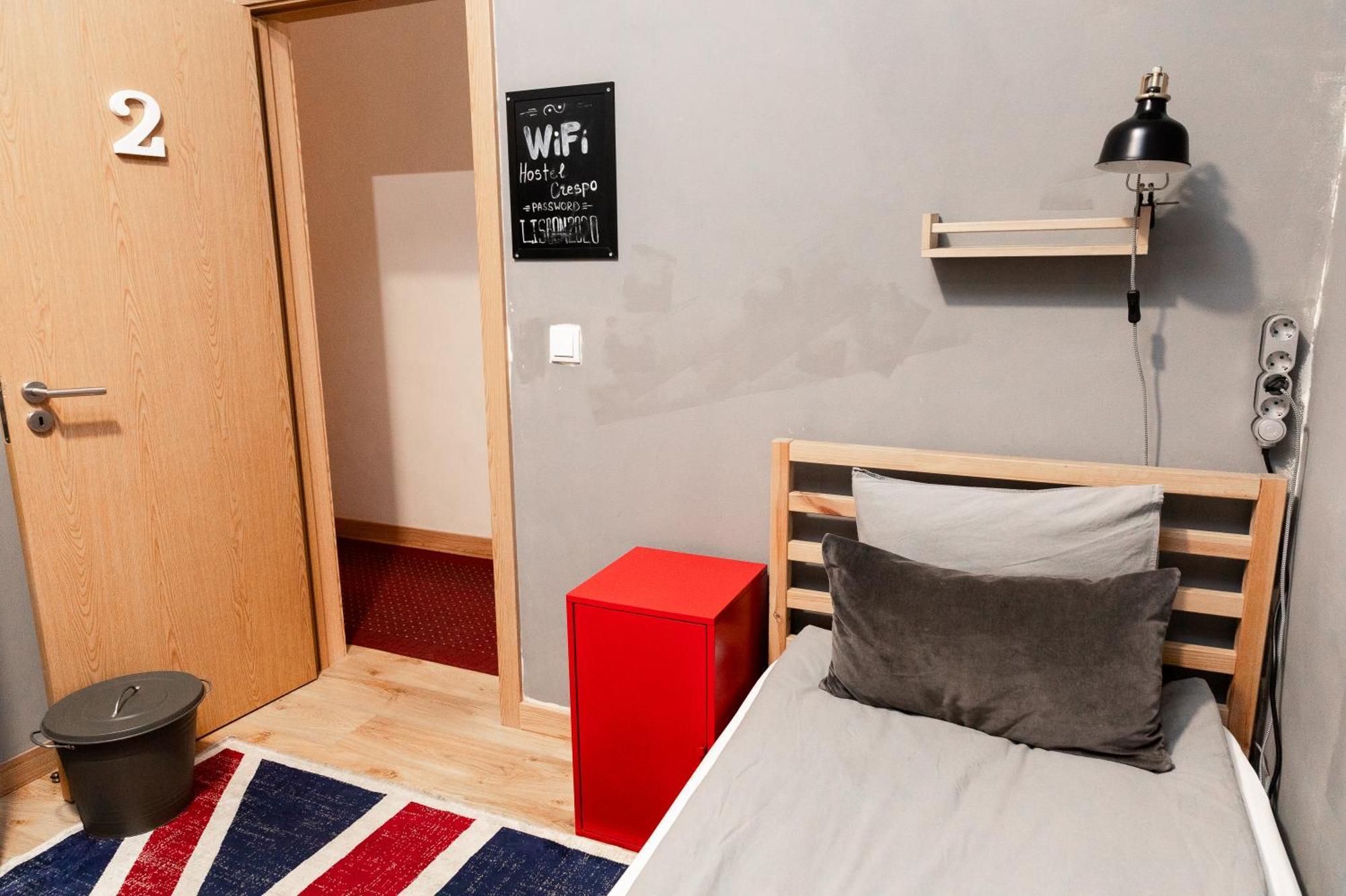 Hostel Crespo ลิสบอน ภายนอก รูปภาพ