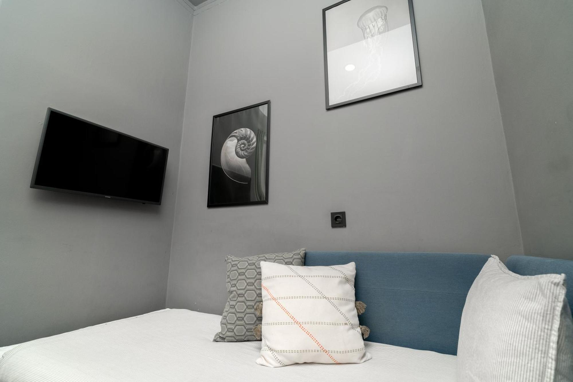 Hostel Crespo ลิสบอน ภายนอก รูปภาพ